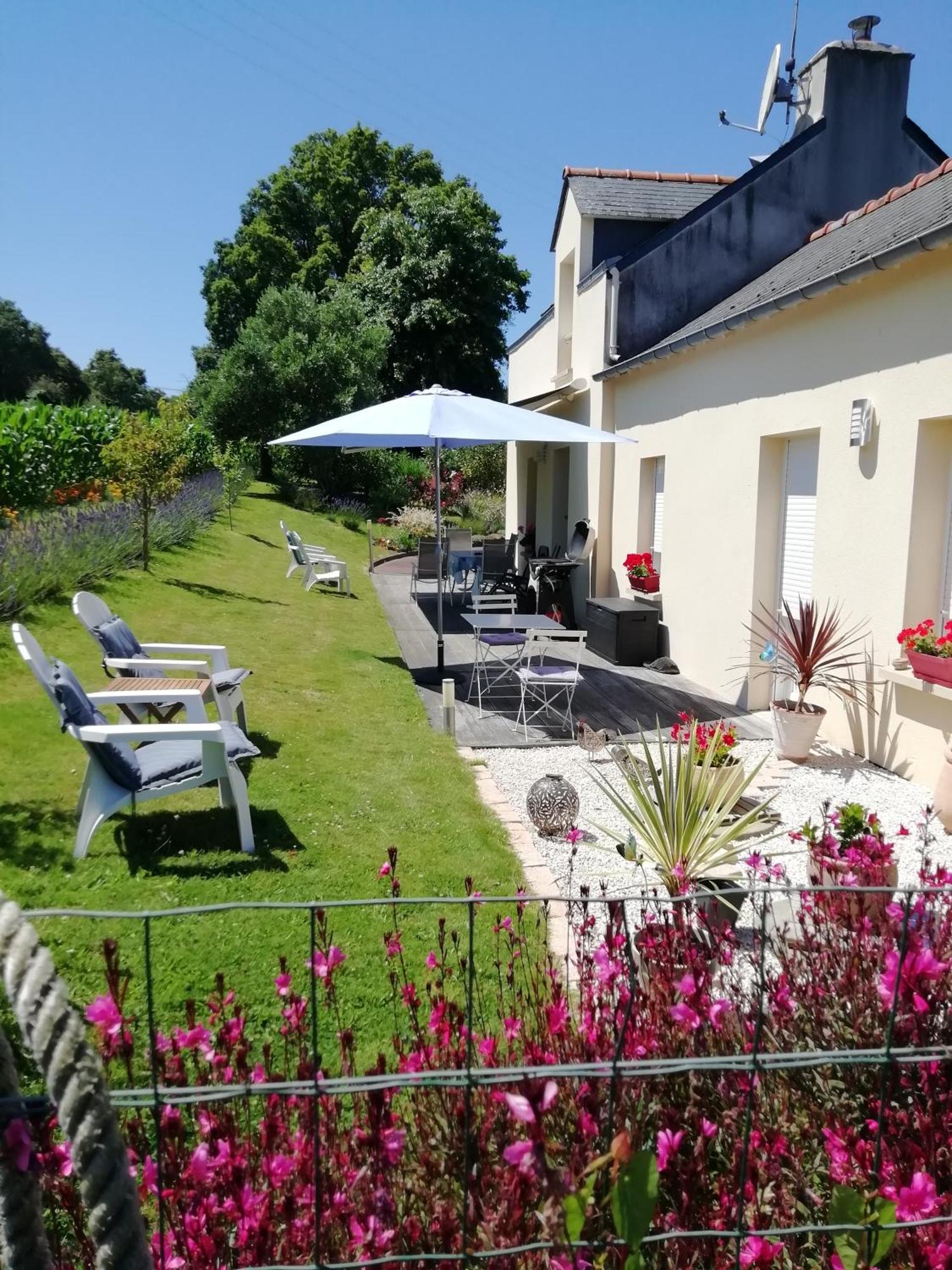 Kerlan Bed & Breakfast Béganne Exterior foto